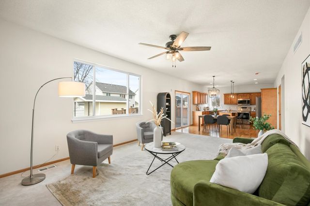 610 SE Carefree Lane, Waukee, IA 50263