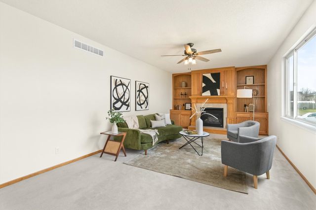 610 SE Carefree Lane, Waukee, IA 50263