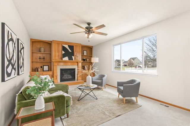 610 SE Carefree Lane, Waukee, IA 50263