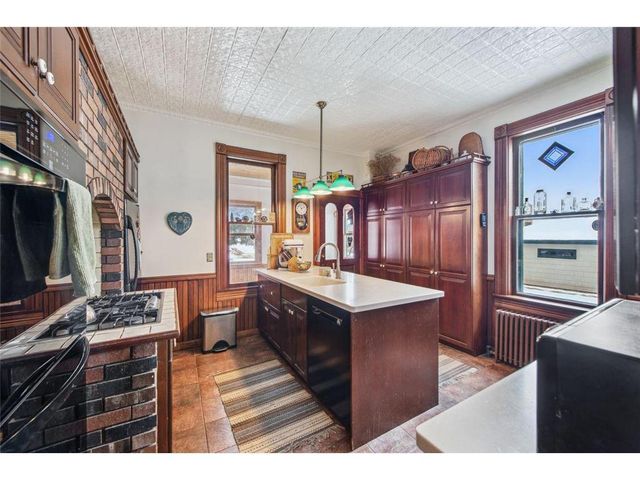 1100 Ellis Avenue, Ashland, WI 54806