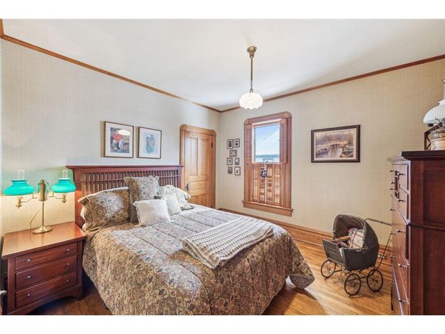 1100 Ellis Avenue, Ashland, WI 54806