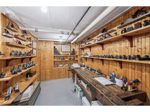 1100 Ellis Avenue, Ashland, WI 54806