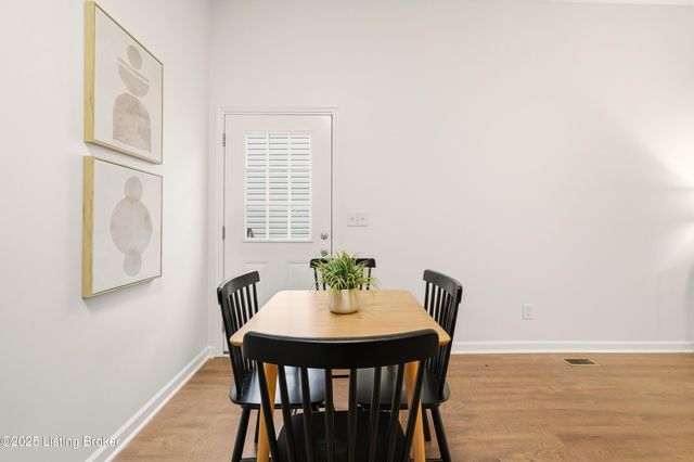 132 William St, Louisville, KY 40206