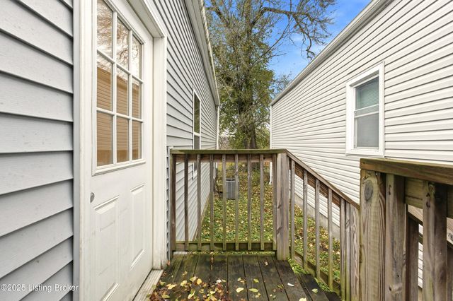 132 William St, Louisville, KY 40206