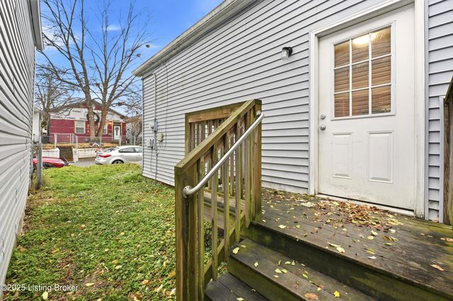 132 William St, Louisville, KY 40206