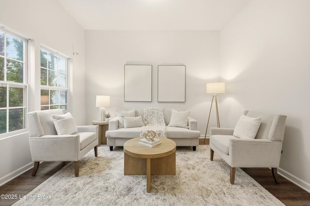 132 William St, Louisville, KY 40206