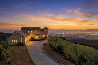 17599 Montebello Road, Cupertino, CA 95014