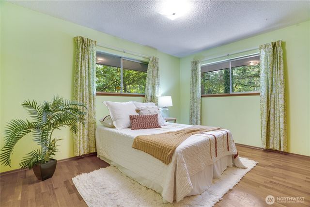 11315 Interlaaken Drive SW, Lakewood, WA 98498