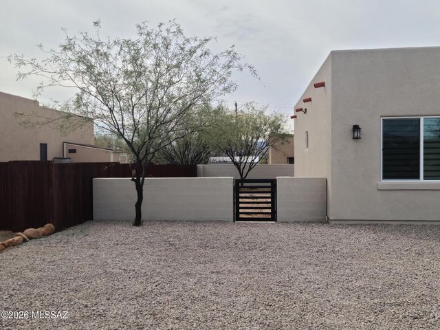 1800 Calle Abelardo, Rio Rico, AZ 85648