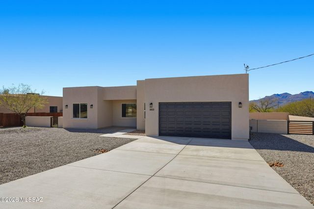 1800 Calle Abelardo, Rio Rico, AZ 85648