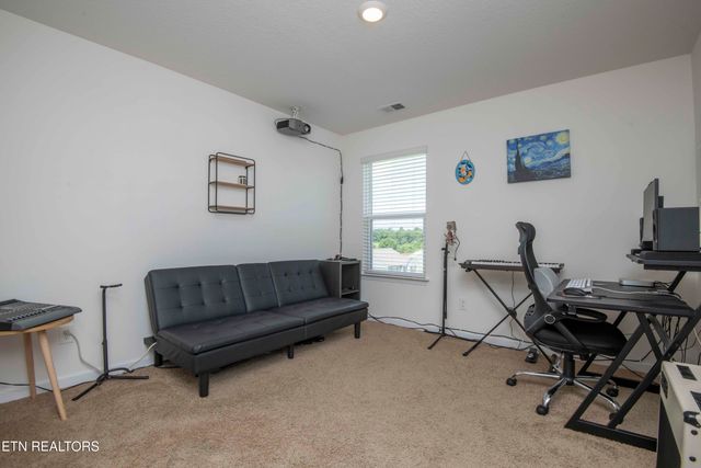 1106 Beacon Rd, Sevierville, TN 37876