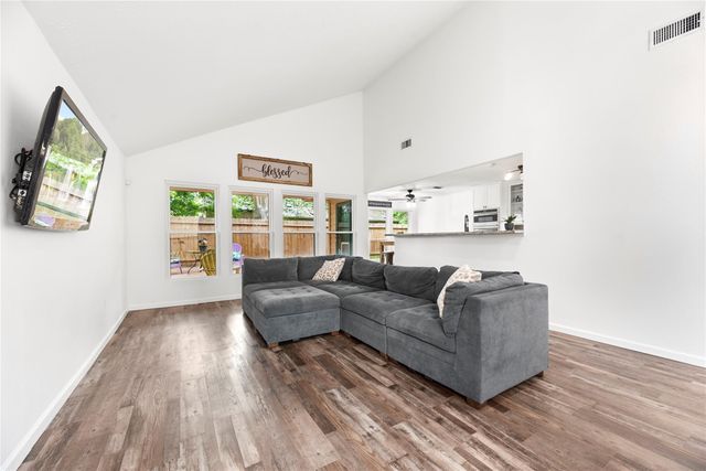 15511 Tumbling Rapids Drive, Houston, TX 77084