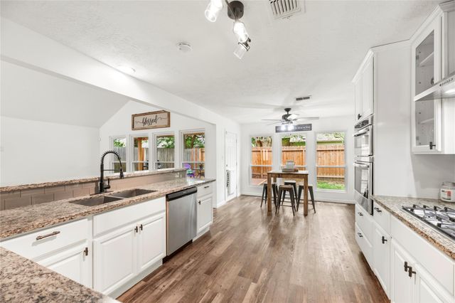 15511 Tumbling Rapids Drive, Houston, TX 77084