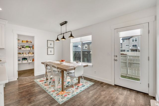 156 N VALCREST DR, Saratoga Springs, UT 84045