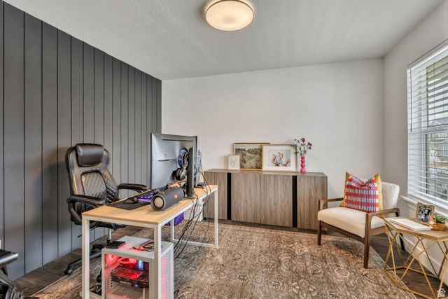 156 N VALCREST DR, Saratoga Springs, UT 84045