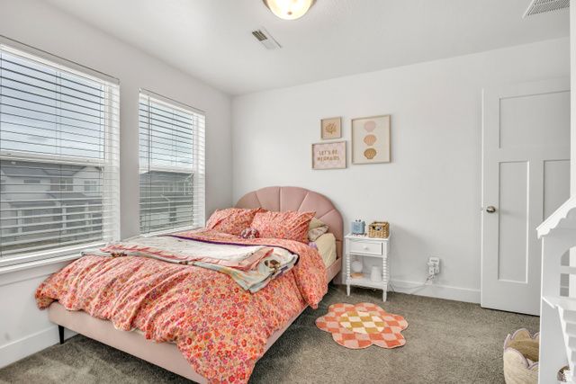 156 N VALCREST DR, Saratoga Springs, UT 84045