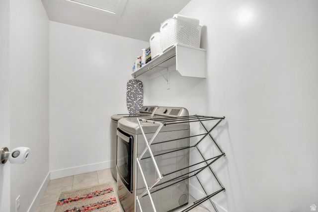 156 N VALCREST DR, Saratoga Springs, UT 84045