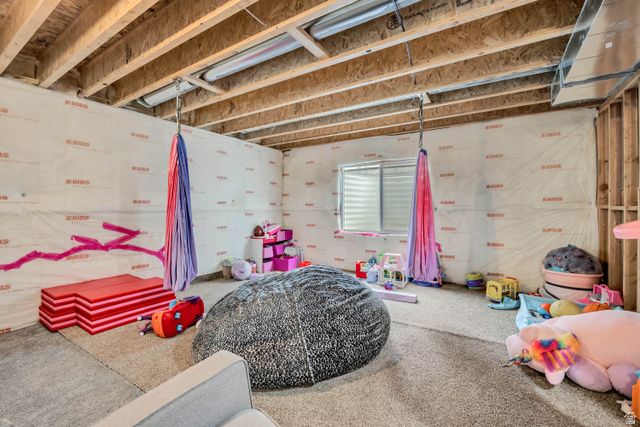 156 N VALCREST DR, Saratoga Springs, UT 84045