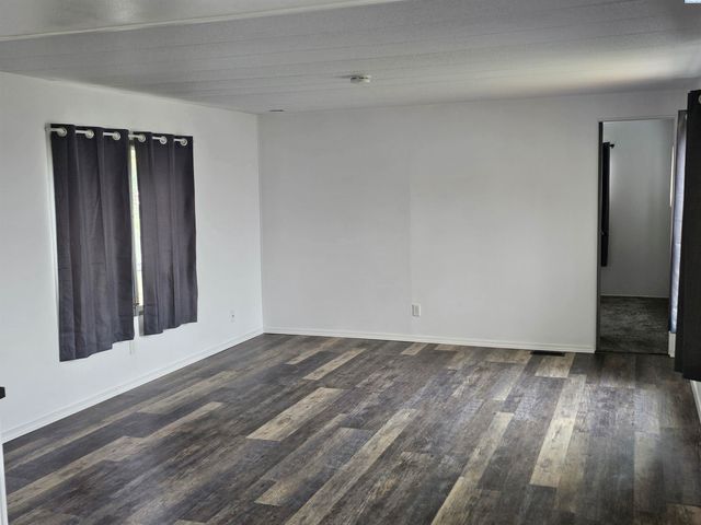 7901 W Clearwater Avenue #120, Kennewick, WA 99336