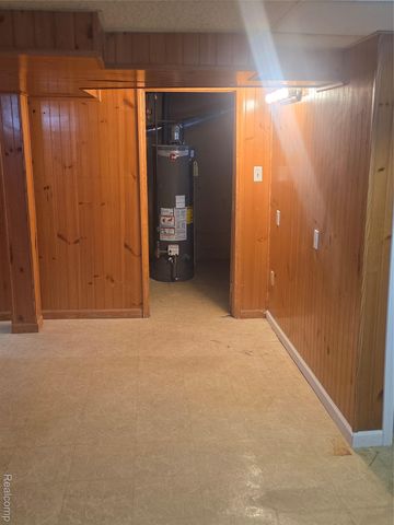 1121 S Meadowbrook Street E, Inkster, MI 48141