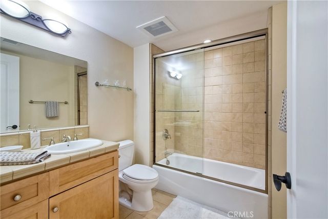543 LAGUNA Drive, Carlsbad, CA 92008
