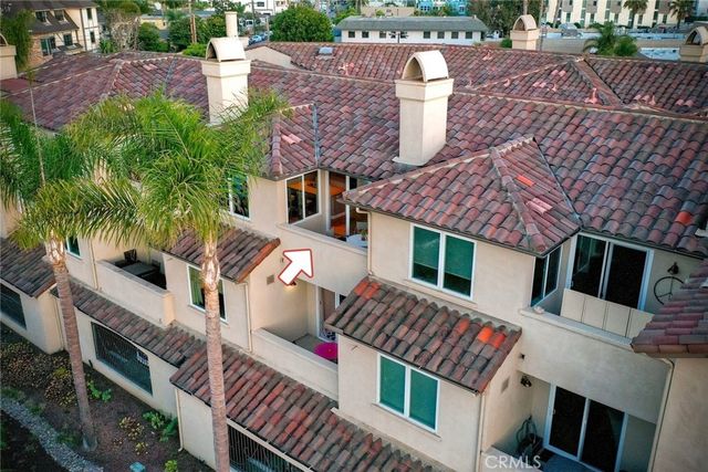543 LAGUNA Drive, Carlsbad, CA 92008
