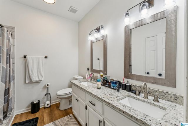 1113 HALE CIRCLE, Center Point, AL 35215