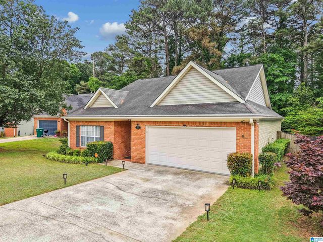 1113 HALE CIRCLE, Center Point, AL 35215
