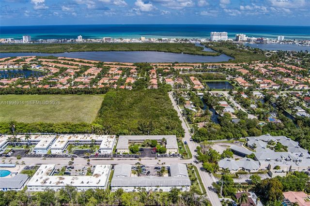 1300 N 12th Ct 6A, Hollywood, FL 33019