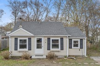 10 Third Ave, Wareham, MA 02571