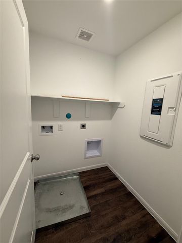 17907 Baleage Lane, Hockley, TX 77447