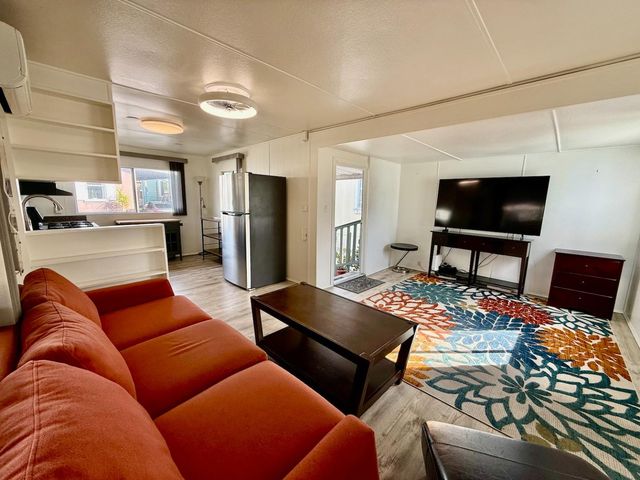925 38th 33, Santa Cruz, CA 95062