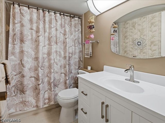 320 Seaview CT 904, Marco Island, FL 34145