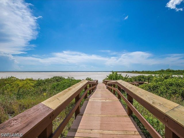 320 Seaview CT 904, Marco Island, FL 34145
