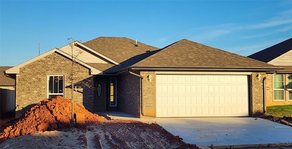 14648 Bedrock Lane, Yukon, OK 73099