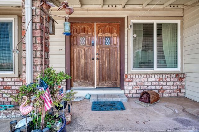 10241 Fairway Dr, Kelseyville, CA 95451