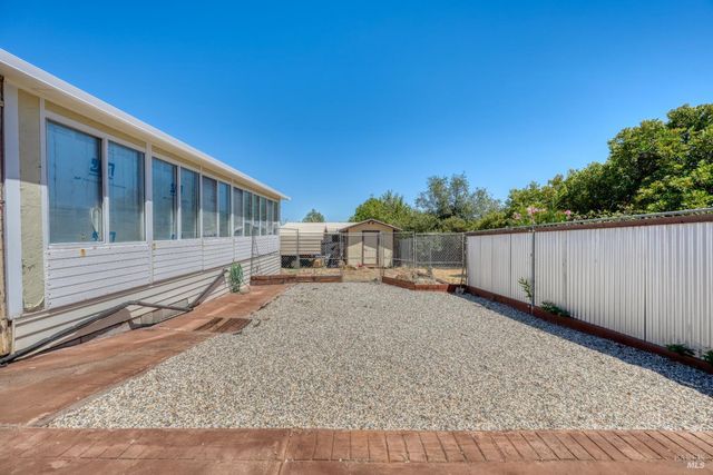 10241 Fairway Dr, Kelseyville, CA 95451