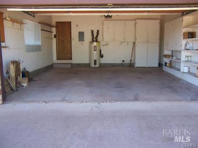 10241 Fairway Dr, Kelseyville, CA 95451