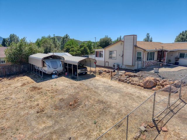 10241 Fairway Dr, Kelseyville, CA 95451