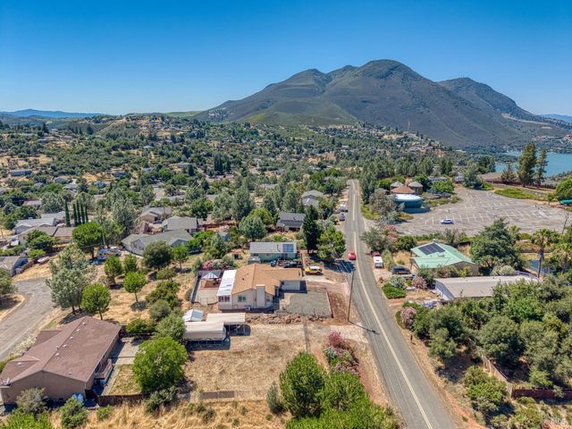 10241 Fairway Dr, Kelseyville, CA 95451