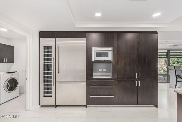 7121 E RANCHO VISTA Drive 2006, Scottsdale, AZ 85251