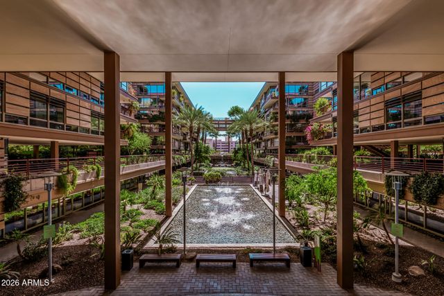 7121 E RANCHO VISTA Drive 2006, Scottsdale, AZ 85251