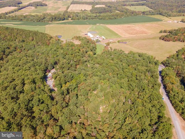 82 SABRINA LN, Hedgesville, WV 25427