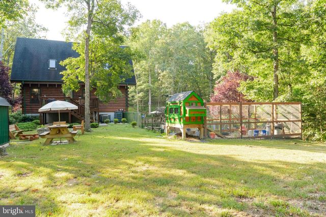 82 SABRINA LN, Hedgesville, WV 25427