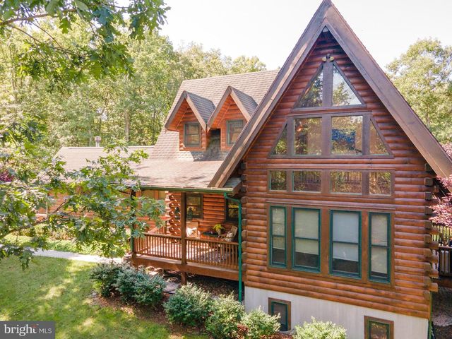 82 SABRINA LN, Hedgesville, WV 25427