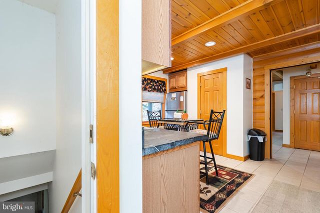 82 SABRINA LN, Hedgesville, WV 25427