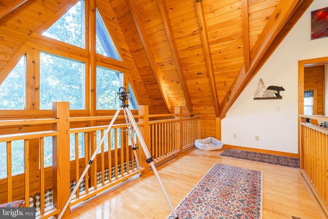 82 SABRINA LN, Hedgesville, WV 25427