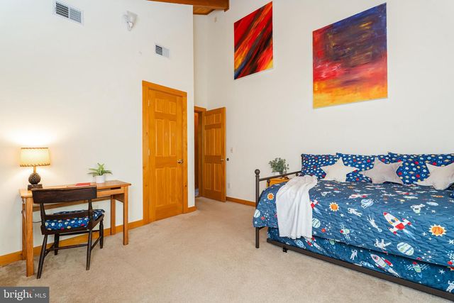 82 SABRINA LN, Hedgesville, WV 25427