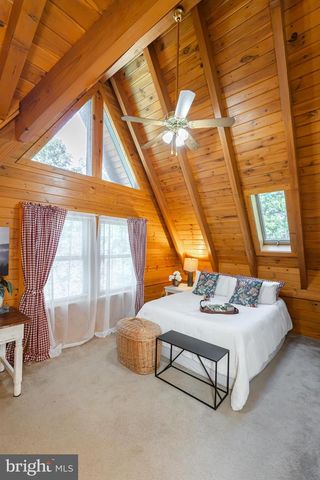 82 SABRINA LN, Hedgesville, WV 25427