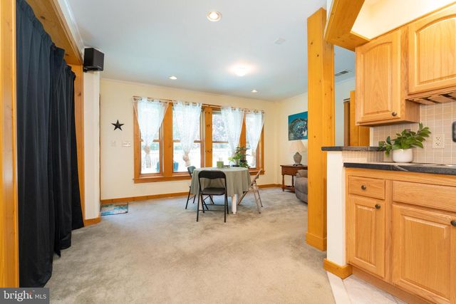 82 SABRINA LN, Hedgesville, WV 25427